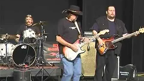 Rick Magee and the Roadhouse Rockers ~Devil Woman ...