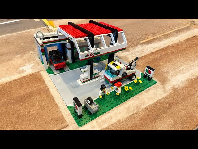 Building LEGO 6397 Octan Service Station / Gas N' Wash Express