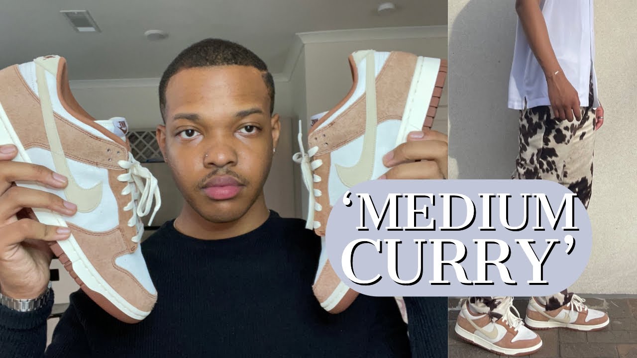 dunk medium curry on feet