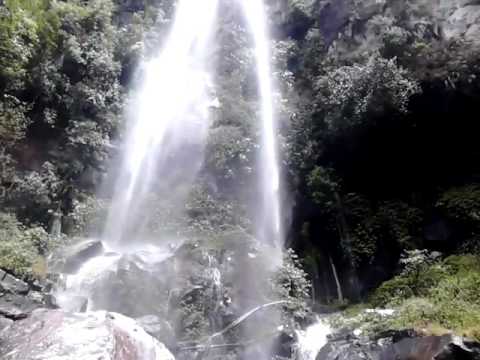 Wisata Air Terjun Jumog Jati Balong Jenawi Karanganyar