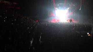 Fall Out Boy - Andy's Solo (Manchester Phones 4 U Arena 17/3/14)