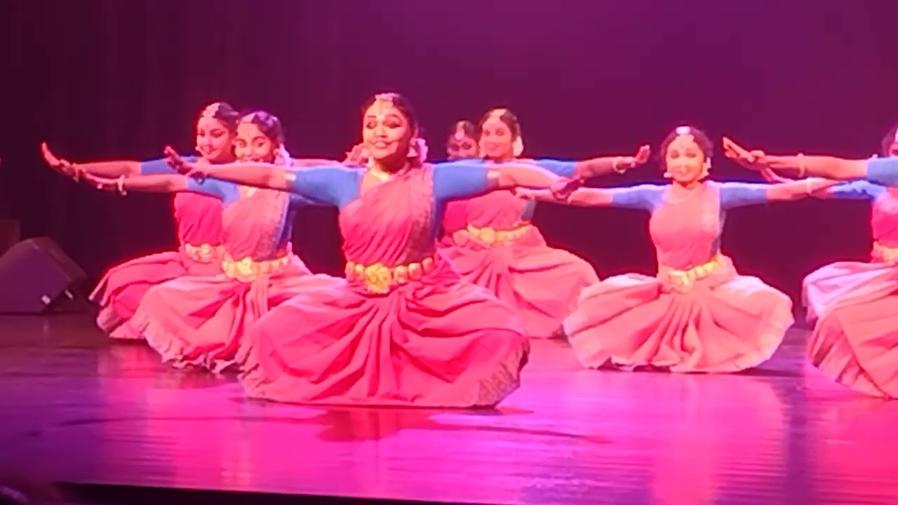 அலாரிப்பு ( யாழ் பல்கலைகழக மாணவிகள்)