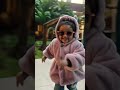 baby running from #dinosaurs #dinosaur #baby #dinosaurios #dinomask #jurassicworld