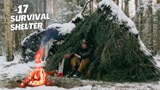 Winter SOLO BUSHCRAFT. Shelter's construction for survival in wild forest . Solo hiking in forest!