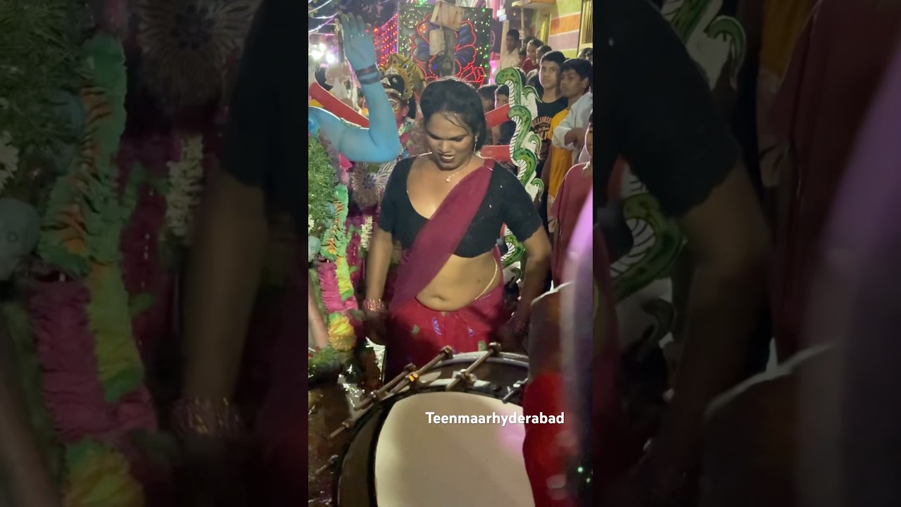 transgender dance In Manasa Pandu Bonalu 2025  