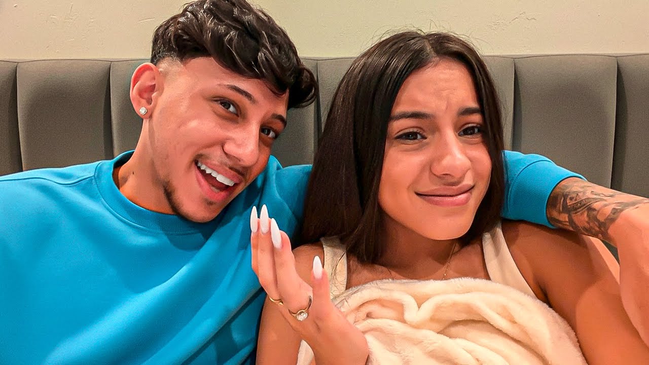 Meu Crush Pediu Para Dormir Junto Comigo E Eu Tive Que Aceitar!