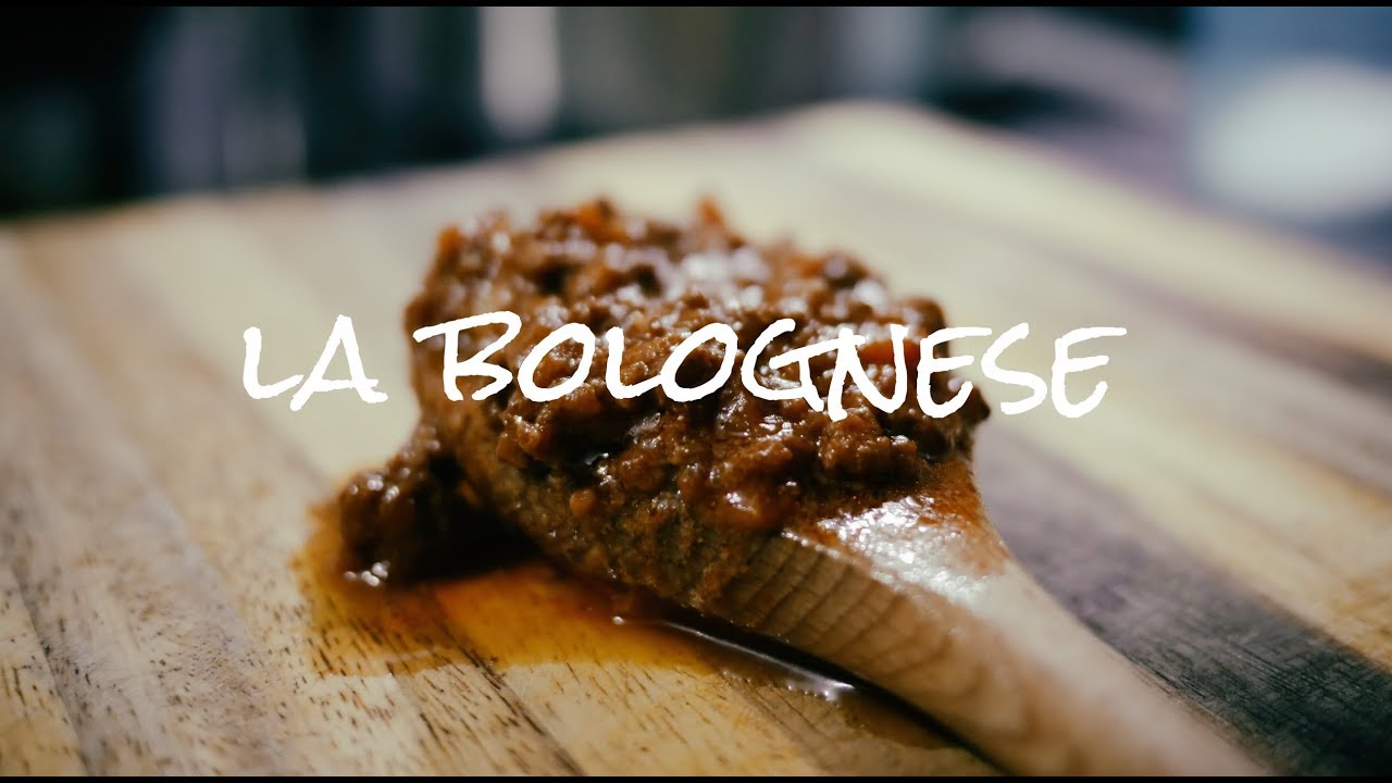La ricetta originale del ragù alla bolognese - YouTube