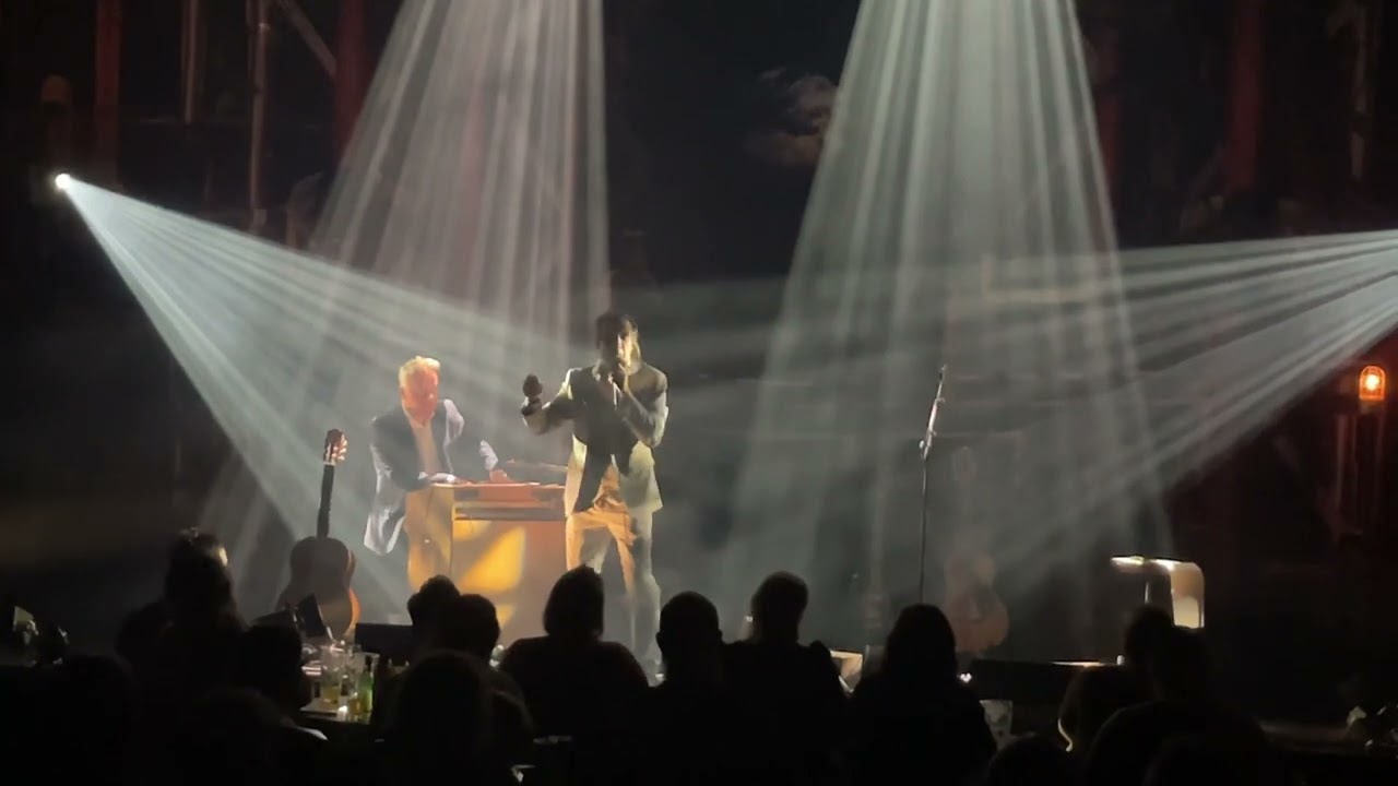 Jarkko Martikainen - Pidä tuo toivo (Tom Waits - Hold on) @ Louhisali