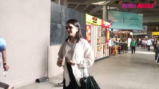 Celebs @ the Airport Today : Manushi chillar, Sunny Leone, Shahid & Mira Kapoor, Kriti Sanon