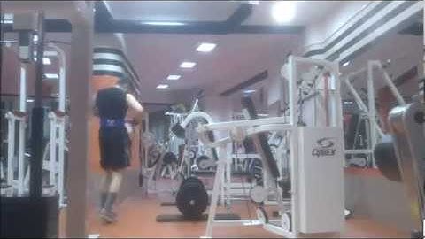 Deadlift 205 x 8 Paused Squats 150 x 3 - meet prep week 3/5