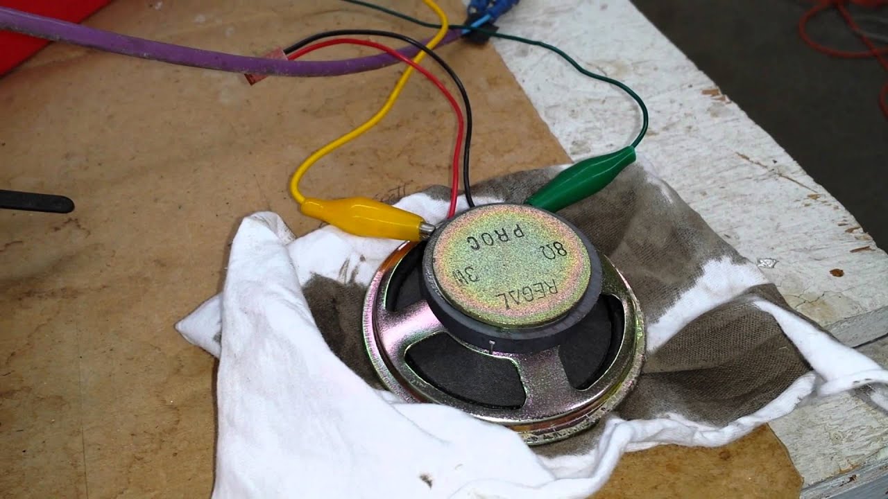 Positive ground FM radio