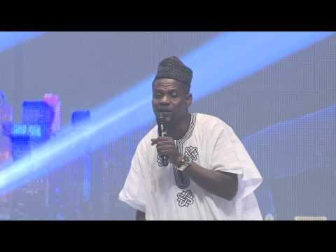 AY LIVE COMPLETE HAPPINESS - MC SHAKARA