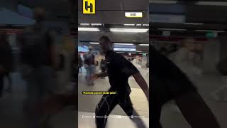 Metroda Yapılan Sözde Şaka