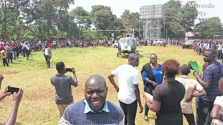 See what happened while Raila Odinga was leaving Fred Omondi funeral