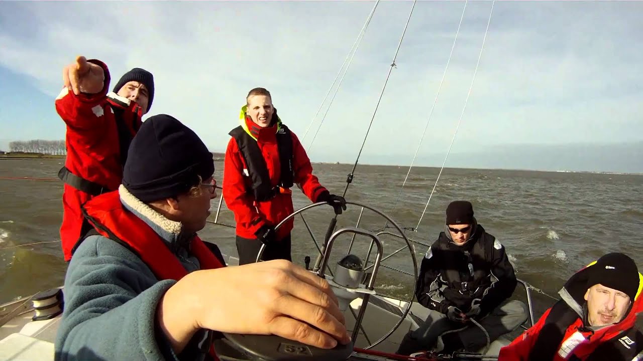 40 Knots wind on the Haringvliet Zeilschool Hellevoetsluis.mov YouTube