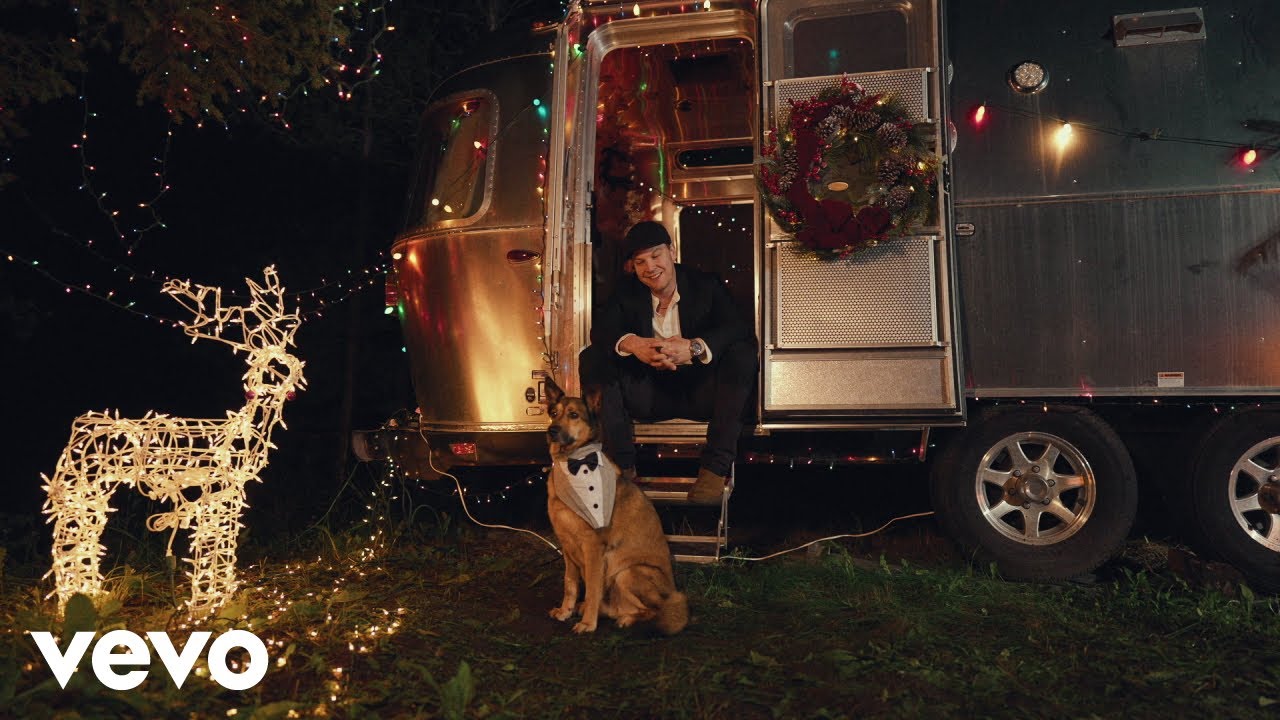 Gavin DeGraw - I'll Be Home for Christmas (Official Christmas Version)