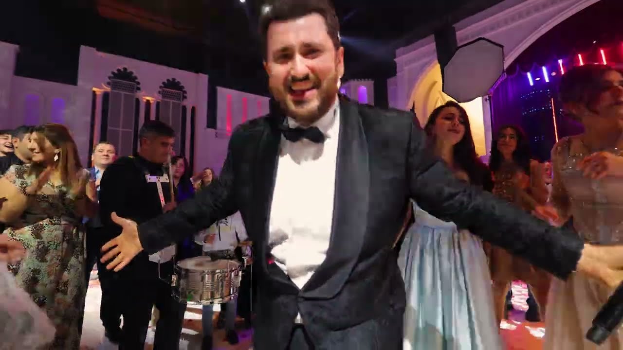 Aqşin Abdullayev – Toyun İdarəsi və Canlı İfalar