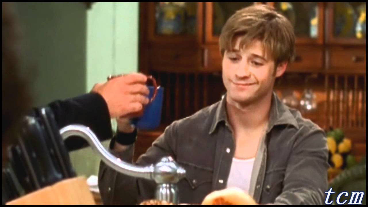 Ryan Atwood: How to Convey Everything with a Look [Fun video featuring Sandy, Seth, and more]