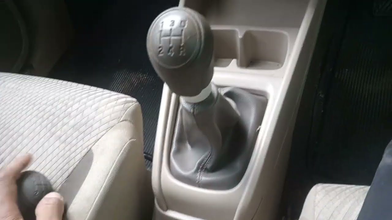 Cara melepas tuas handle gigi persneling Ertiga xl7 dengan mudah tanpa susah