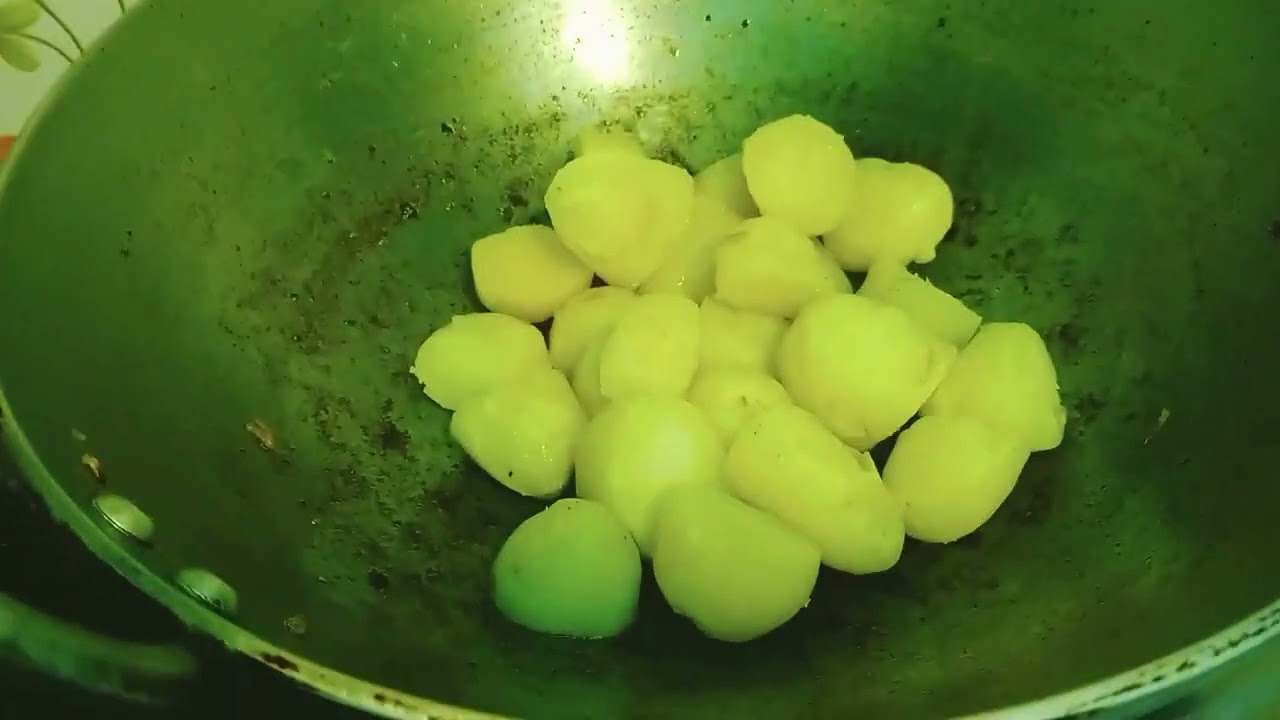 Aalu gobhi matar masala ki testi sabji