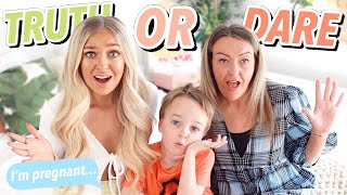 MESSY TRUTH or DARE with my FAMILY!!