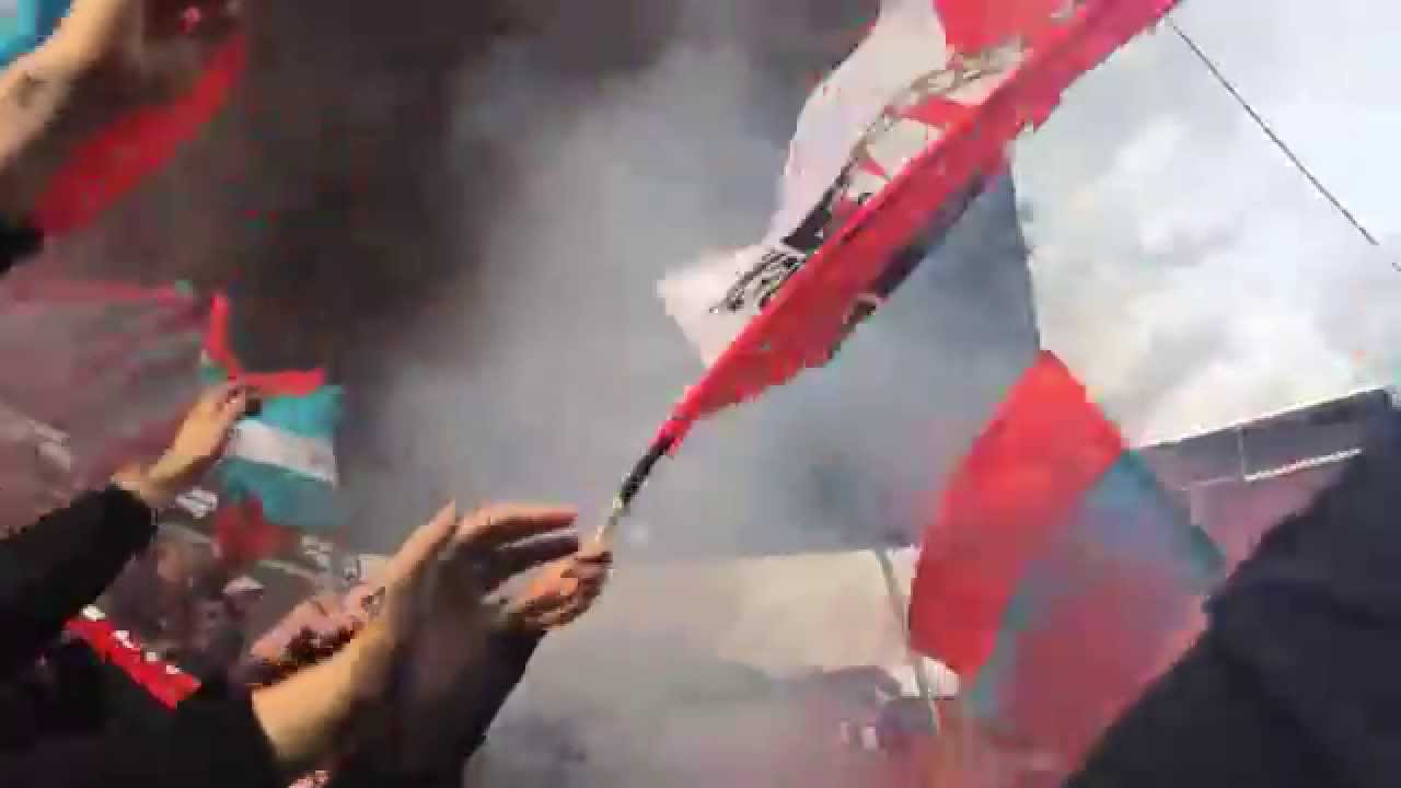 PSV Support: PYRO Opkomst FC Utrecht - PSV 26/10 1-5 PYRO [HD] - YouTube