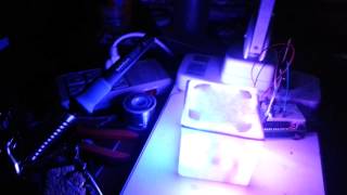 Original 2x2 LED cube test (Feb 5th, 2013)