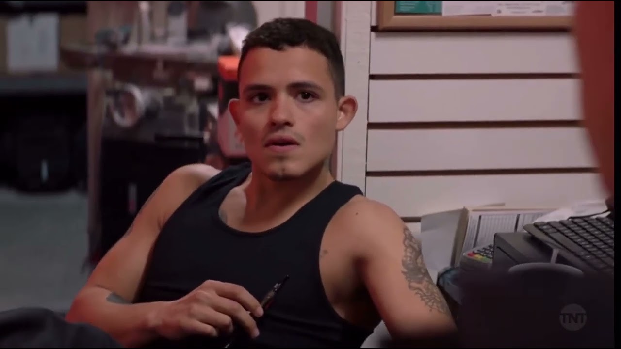 Animal Kingdom J meets Tupi and argues with Mia YouTube