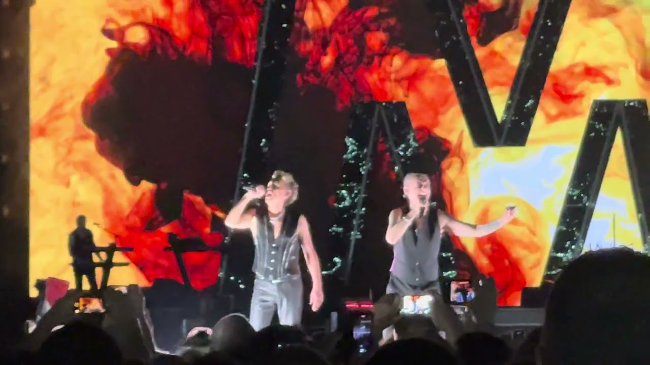 Depeche Mode - Waiting for the Night (Live in Paris 2023-06-24)