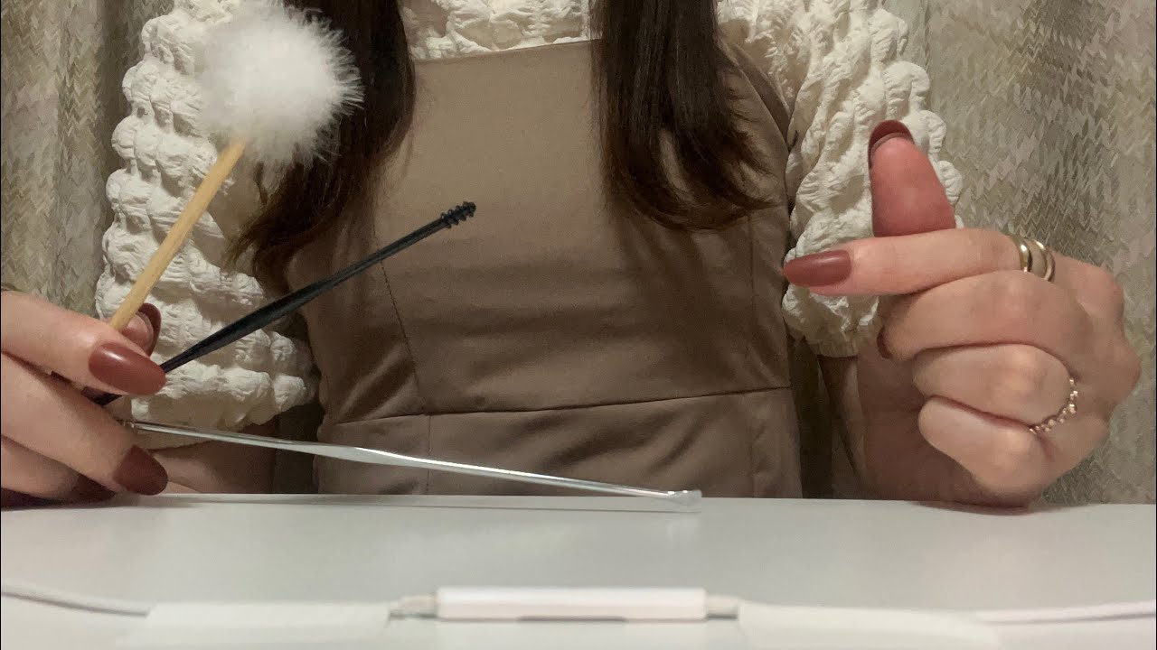 【ASMR】低予算耳掻き ￤ iPhoneマイクを3種類の耳かきで擽る - YouTube