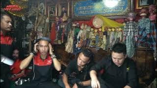 story'wa kepalanya mas proteng di banting gelas Mbah Limbad peceh gelas nya 😱