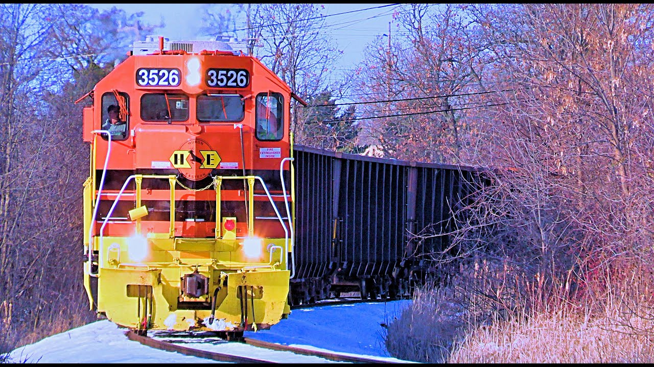 HESR 3526 Train 702 - Dec. 8, 2025. - YouTube