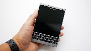 картинка: Обзор BlackBerry Passport Silver Edition [max-review.ru]