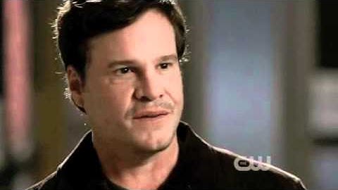 One Tree Hill - 9x11 - Dan/Keith: "Come on little brother, take a walk with me."