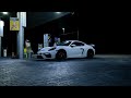 Porsche Cayman GT4 night ride