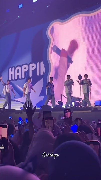Happiness- 행복 by @SUPERJUNIOR #supershow10 #ss10 #concert #kpop #sj #kyuhyun #superjunior #elf 💙