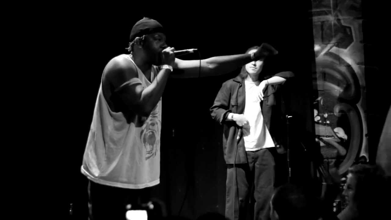 QWAZAAR - Master Your Machine Tour  | JAM1PHOTO.COM