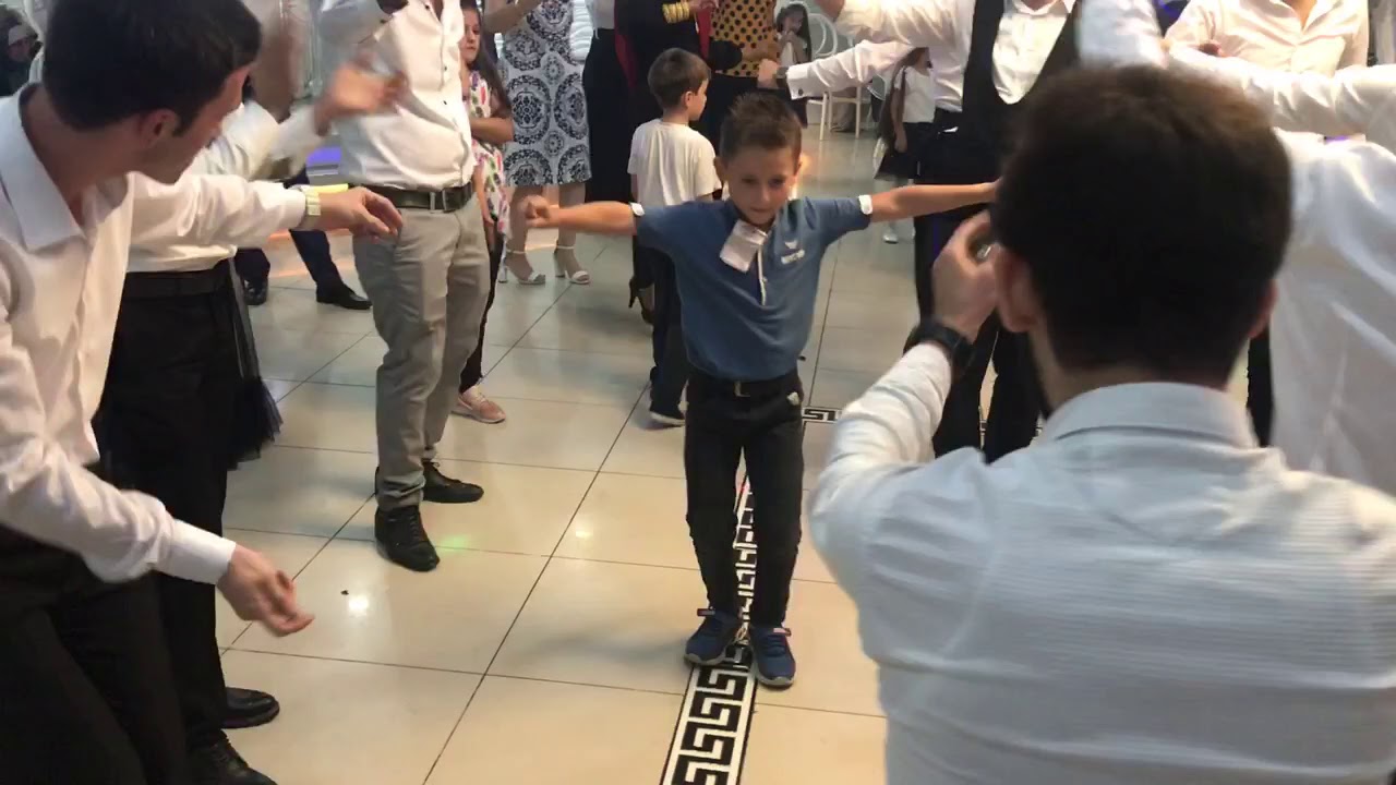 Babadan oğula Tokat sarması fenomen çocuk yıktı geçti