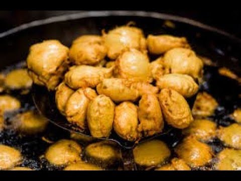 Best 5 Vada Pav Joints | Batata Vada | Best Vada Pav in Mumbai | Indian Street Food | India Food Network