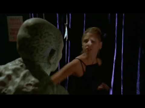 Buffy, La Cazavampiros - Temporada 1 (Opening Latino)