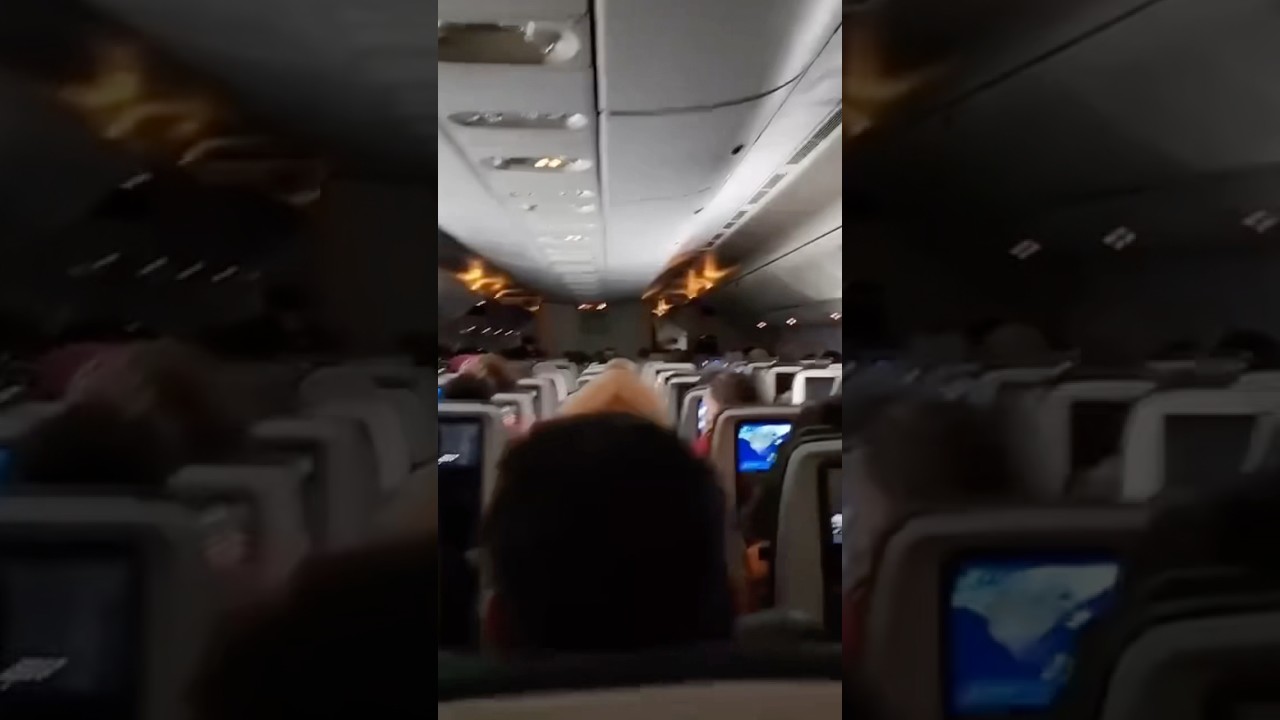 HEAVY TURBULENCE SHAKING AEROPLANE VIOLENTLY PEOPLE SCREAMING 
