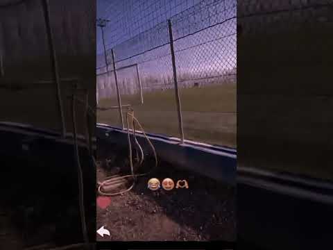 أستوري حوديي هو ما ضهر بس ثانيه فديت ضحكه جميلي لايكك