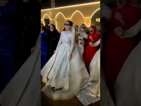 فيديو جديد لعروسه فرفوشه قوي هي واصحابها بيرقصوا خاربين الدنيا