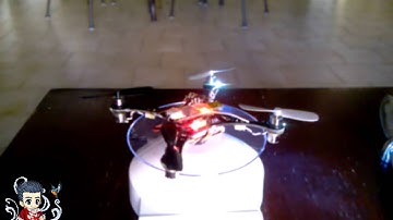 HobbyKing Pocket Quad UltraMicro MultiWii Quadcopter et LED