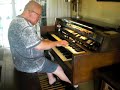 Mike Reed plays "The House of the Rising Sun" on his Hammond Organ