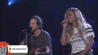 Eddie Vedder feat  Beyoncé   Redemption Song @Global Citizen Festival 2015