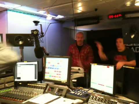 Chris Dave and Dom dance to Chuckie