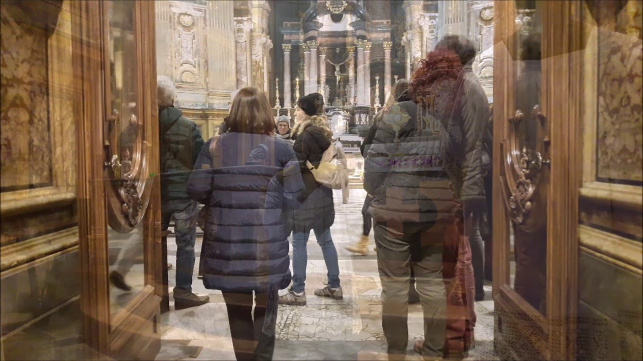 Avvento Trinità, Short vers