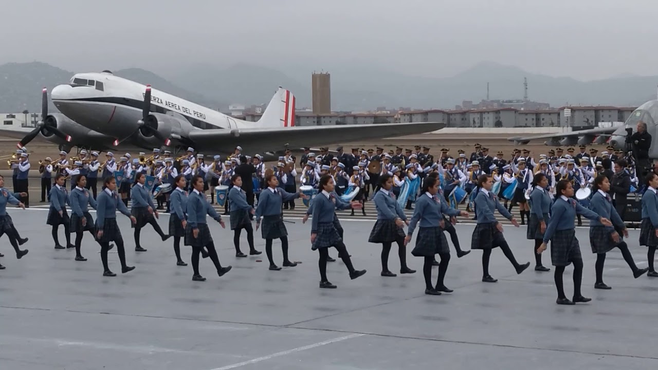 Los Precursores  Desfile escolar - Santiago de Surco - (2018)