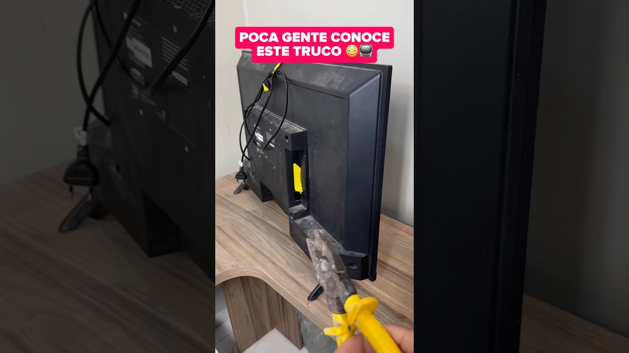 🤯📺 ¡Tu televisor antiguo todavía puede sorprenderte!. #Televisor #SmartTV #USB #Tecnología #ParaTi